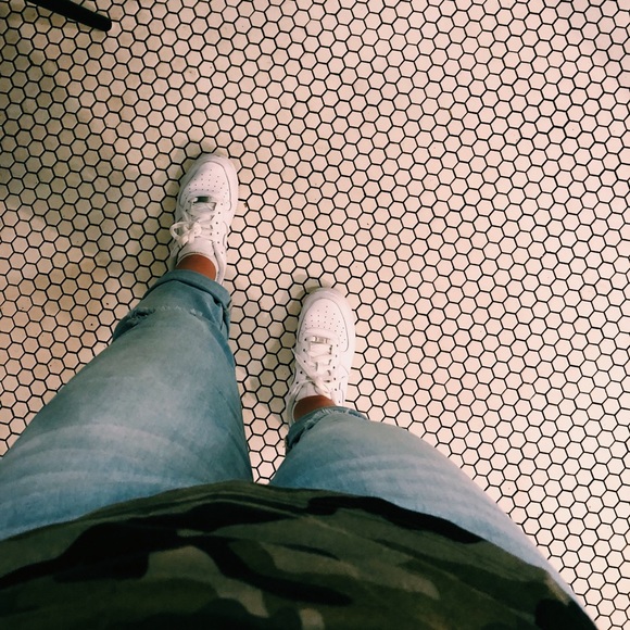 Closet Explanation - Picture 1 of 1